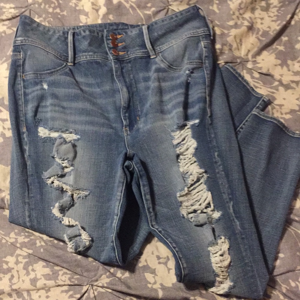 American Eagle Ripped Jeans